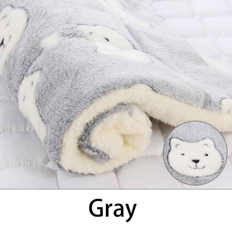 Pet Sleeping Mat Dog Bed Cat Bed Soft Hair Thickened Blanket Pad Fleece Home Washable Warm Bear Pattern Blanket Pet Supplies - Urban Pet Plaza 