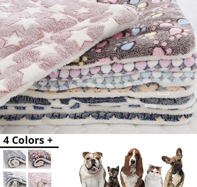 Pet Sleeping Mat Dog Bed Cat Bed Soft Hair Thickened Blanket Pad Fleece Home Washable Warm Bear Pattern Blanket Pet Supplies - Urban Pet Plaza 